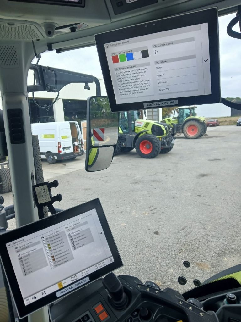 Tracteur CLAAS ARION 630 CMATIC - photo slide 8