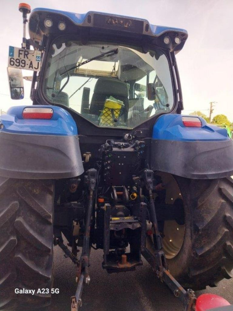 Tracteur chargeur NEW HOLLAND T5 120 - photo slide 3
