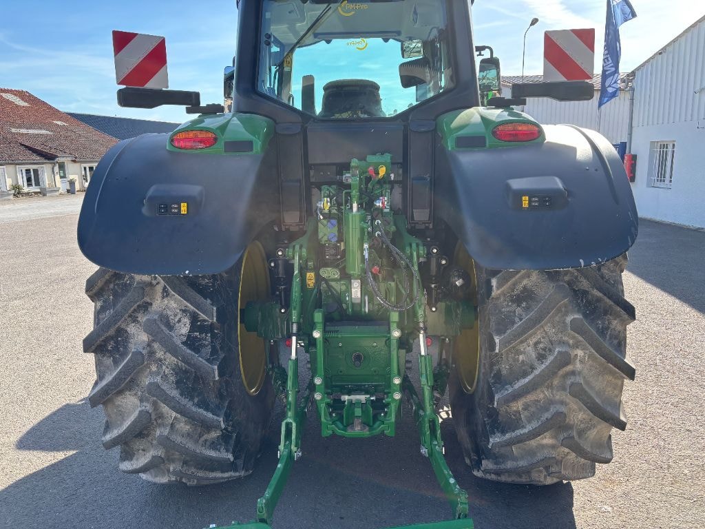 Tracteur JOHN DEERE 6M240 - photo slide 6