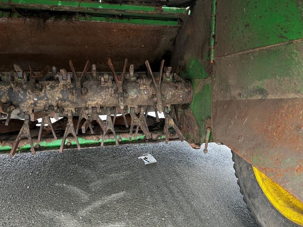 Faucheuse conditionneuse JOHN DEERE 630 - photo slide 12