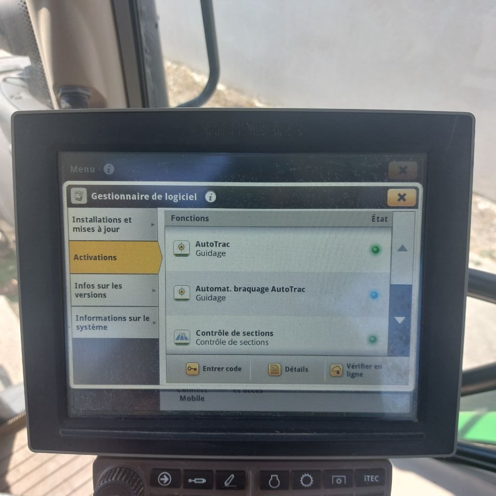 Tracteur JOHN DEERE 6145R - photo slide 10