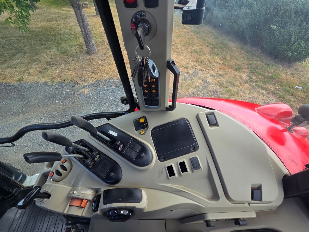 Tracteur chargeur MASSEY FERGUSON 5712S - photo slide 18