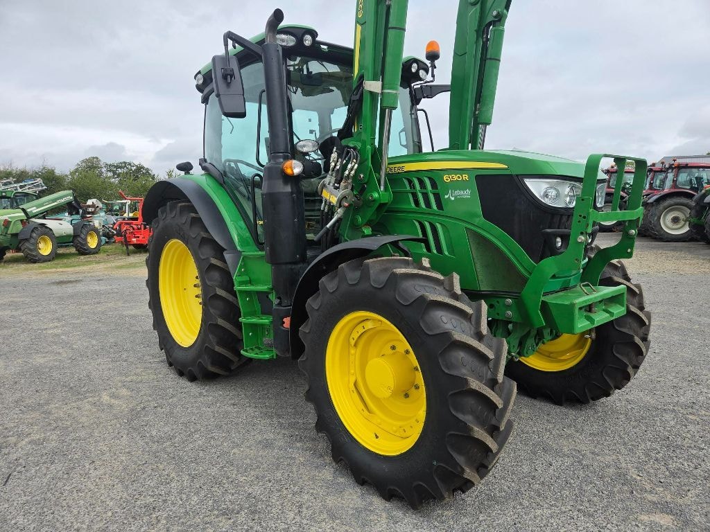 Tracteur chargeur JOHN DEERE 6130R - photo slide 1
