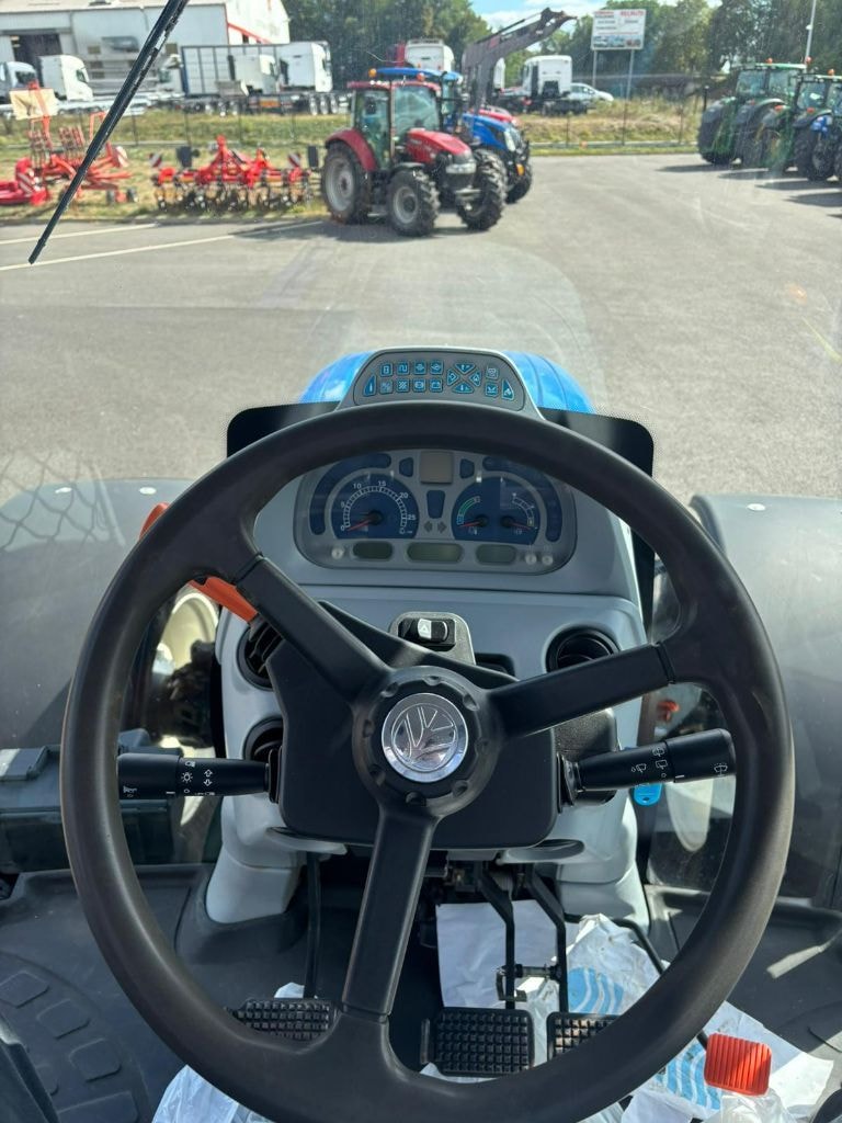 Tracteur NEW HOLLAND T6.155 - photo slide 7