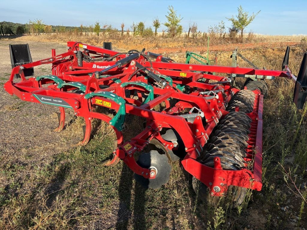 Dechaumeur KVERNELAND Enduro 4000F - photo slide 1