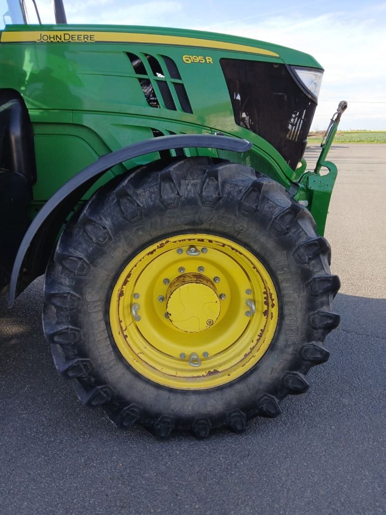 Tracteur JOHN DEERE 6195R - photo slide 7