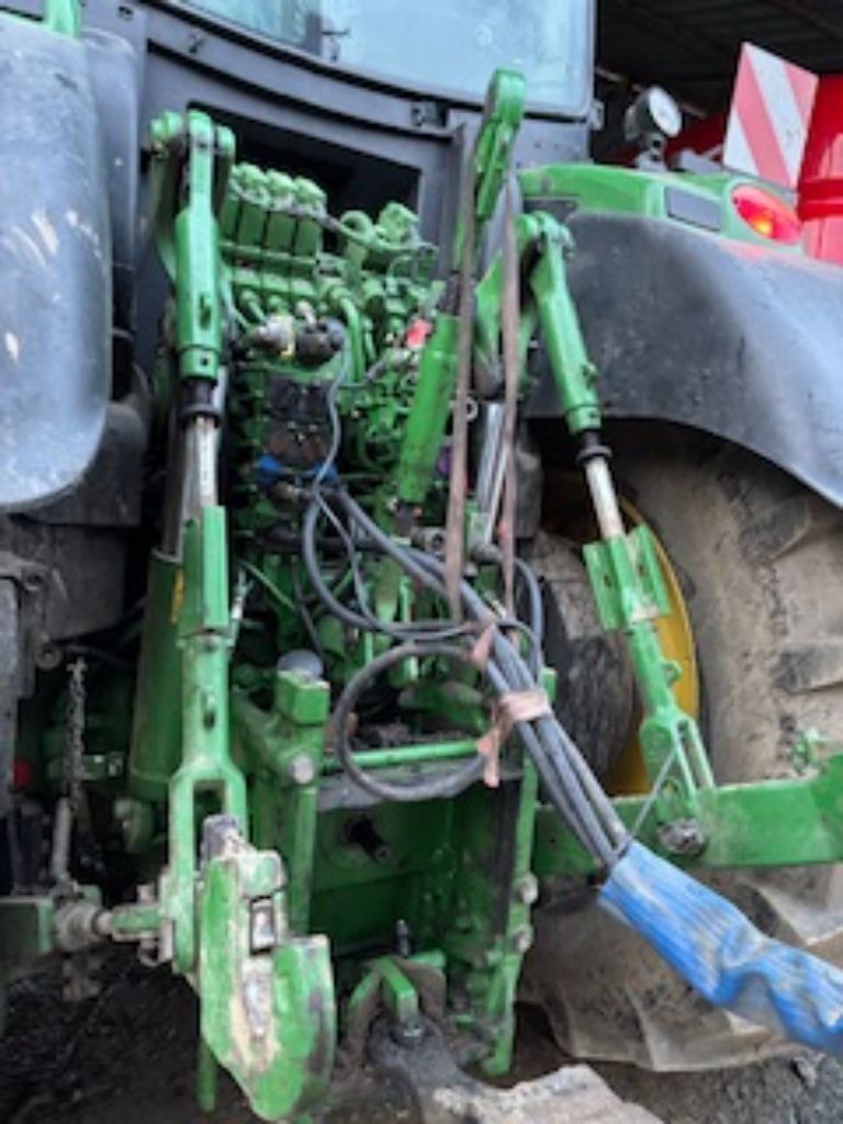Tracteur JOHN DEERE 6R250 - photo slide 6
