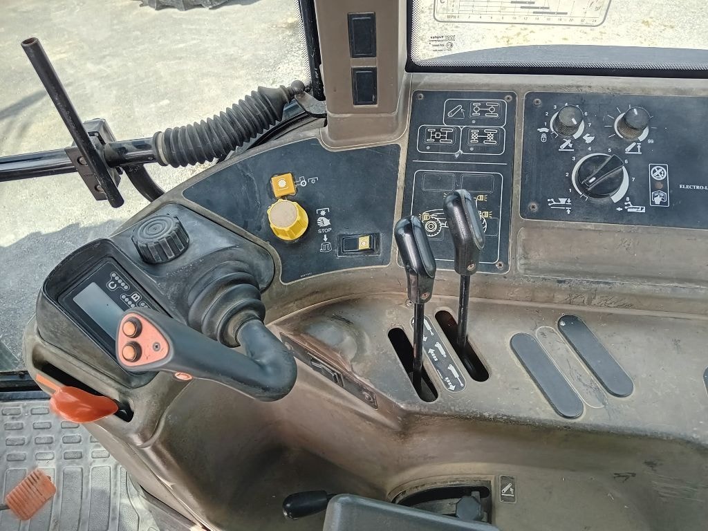 Tracteur FIAT M 100 - photo slide 11