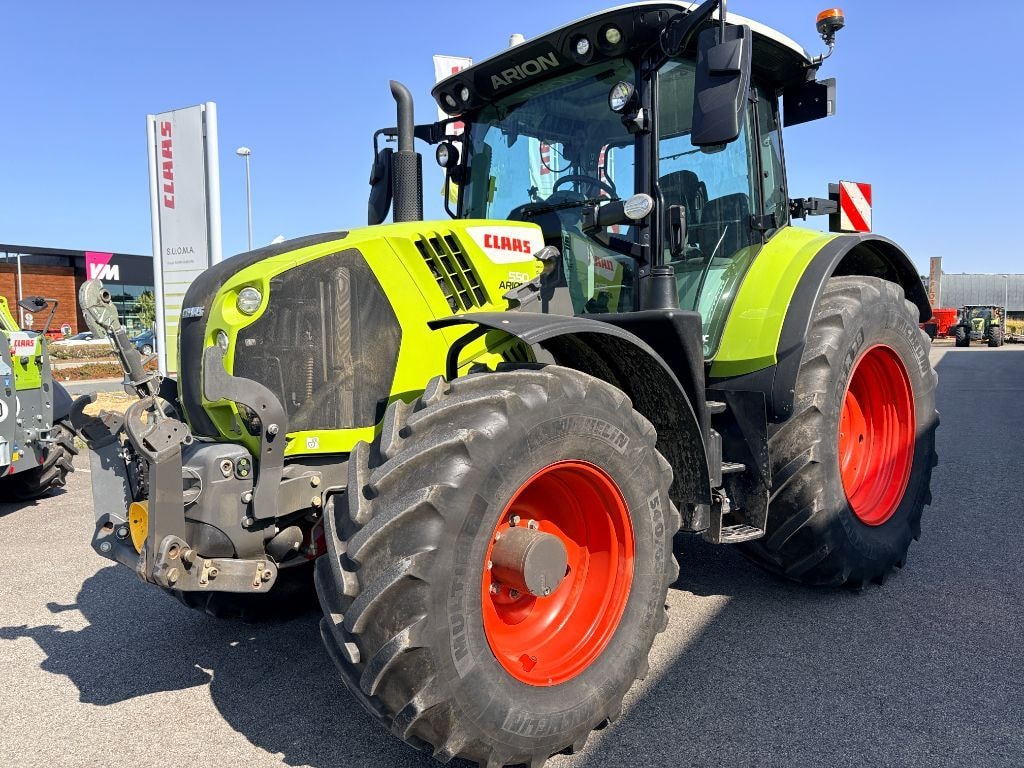 Tracteur CLAAS ARION 550 CMATIC - photo slide 5