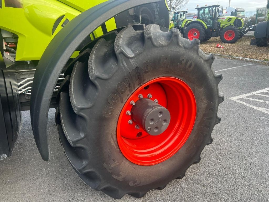 Tracteur CLAAS AXION 830 CMATIC - photo slide 12