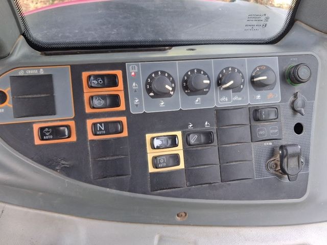 Tracteur chargeur VALTRA N113H3 - photo slide 29