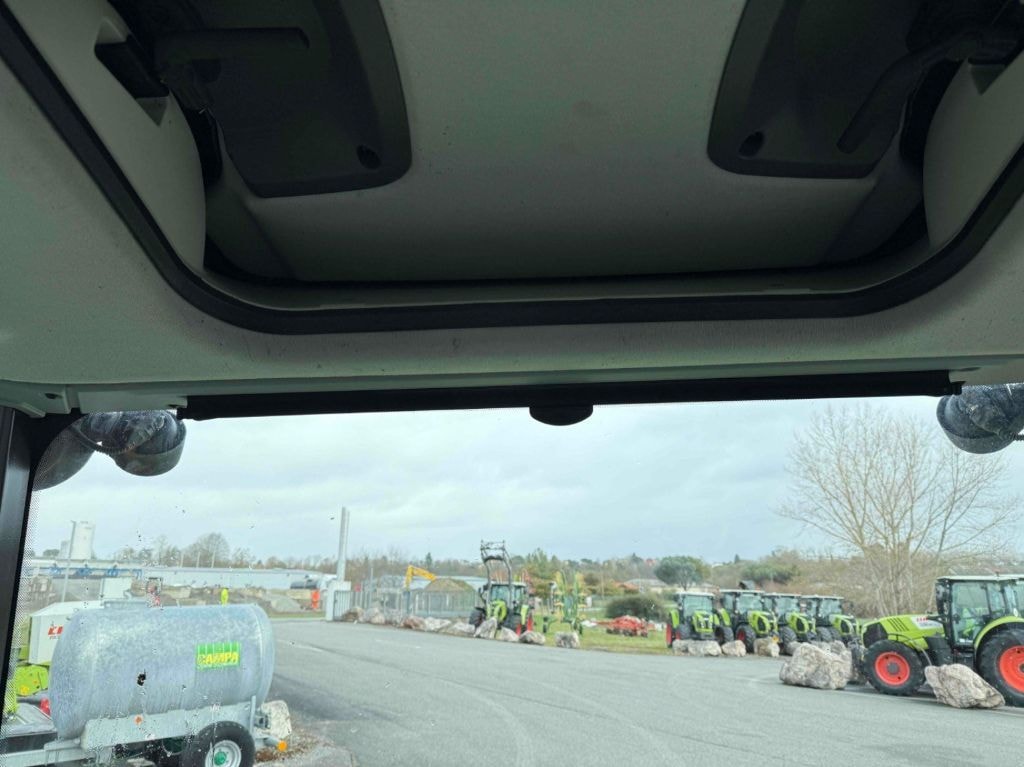 Tracteur CLAAS ARION 450 - STAGE V T - photo slide 16