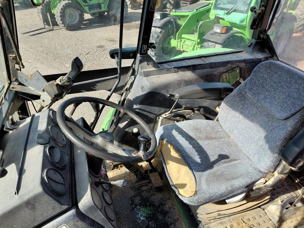 Tracteur chargeur DEUTZ FAHR DX 4.50 - photo slide 6
