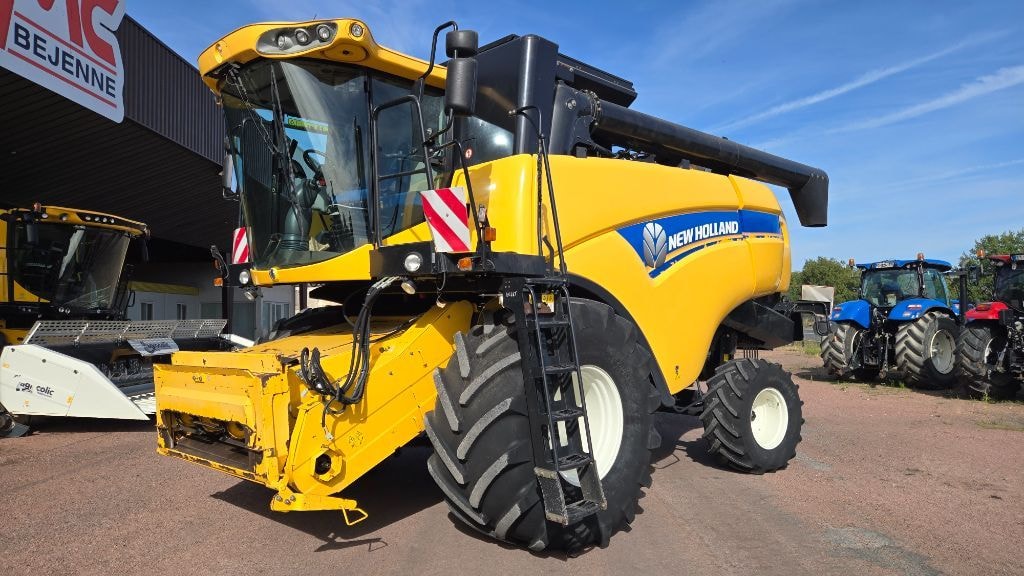 Moissonneuse NEW HOLLAND CX 6080 FS - photo slide 1