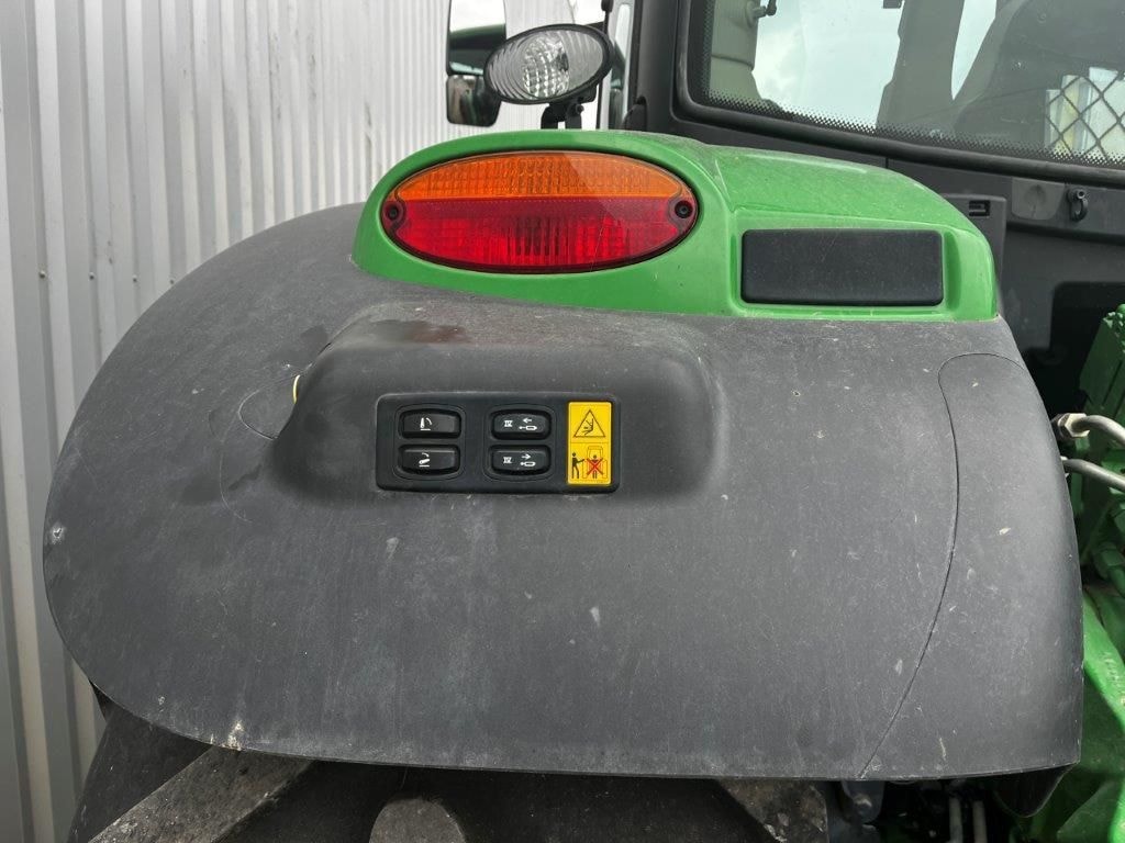 Tracteur JOHN DEERE 6R155 - photo slide 33