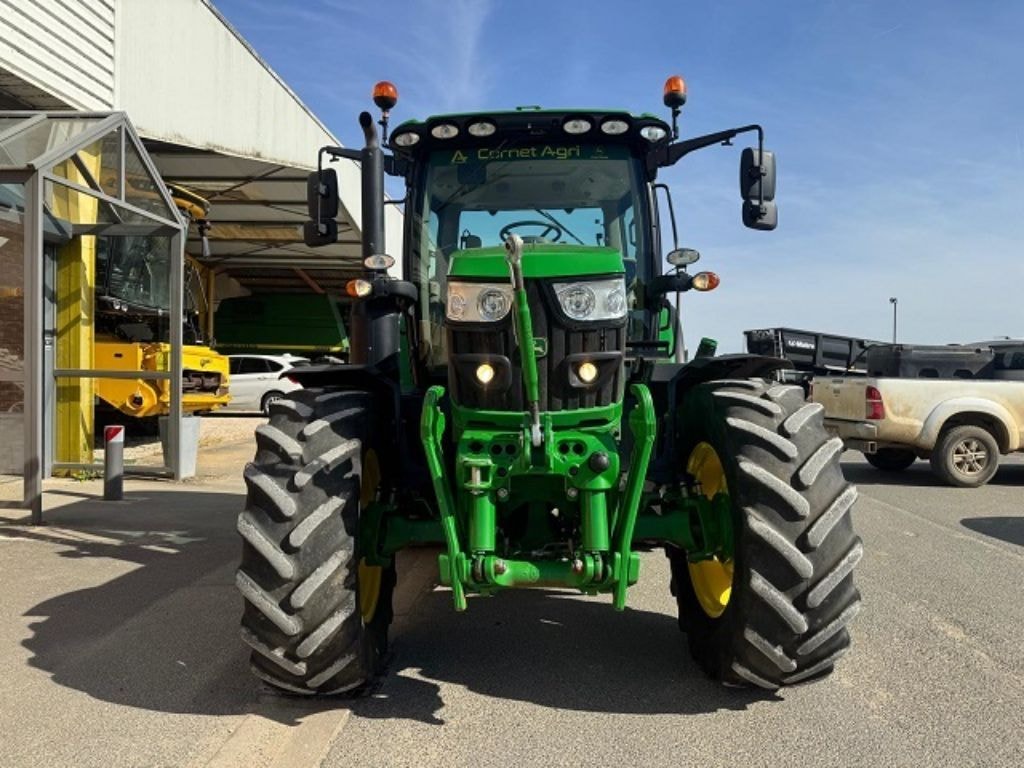 Tracteur JOHN DEERE 6120R - photo slide 5