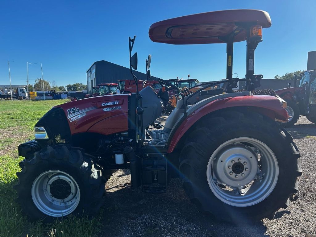 Tracteur CASE IH FARMALL 75A - photo slide 5