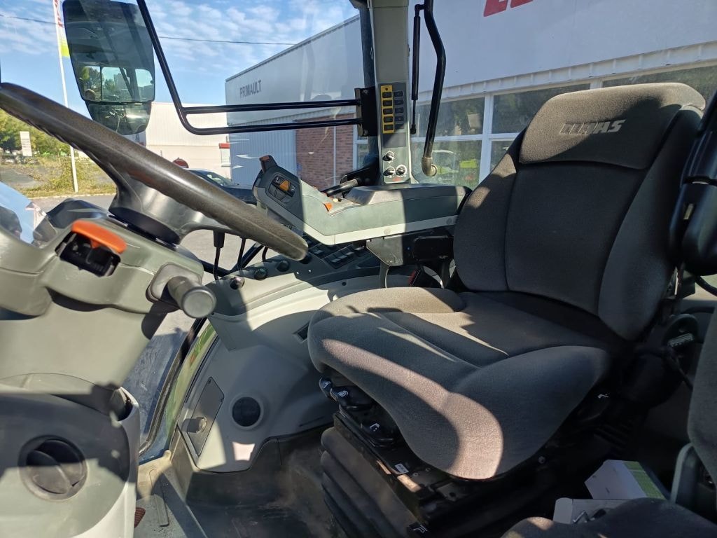 Tracteur CLAAS Arion 640 t4i - photo slide 9