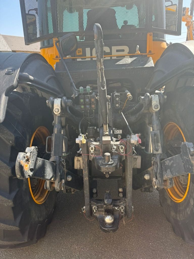 Tracteur JCB FASTRAC 4220 - photo slide 5