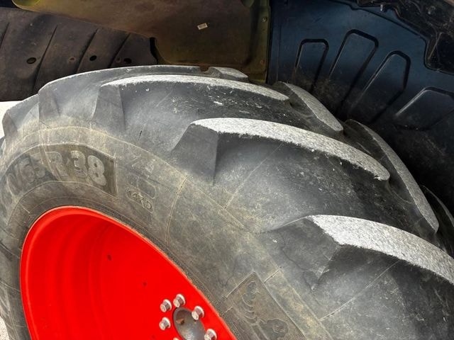 Tracteur CLAAS ARION 510 CIS+ - photo slide 9