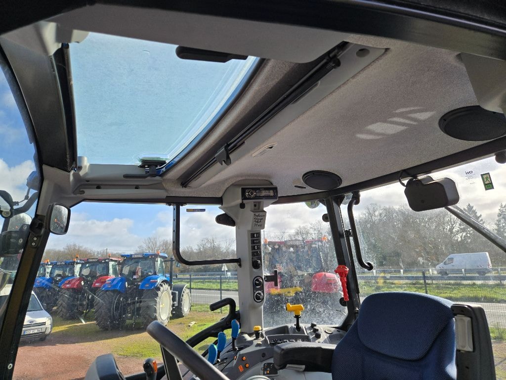 Tracteur NEW HOLLAND T5.110 - photo slide 17
