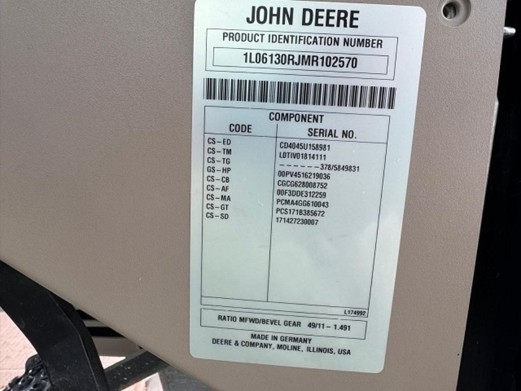 Tracteur JOHN DEERE 6130R - photo slide 14