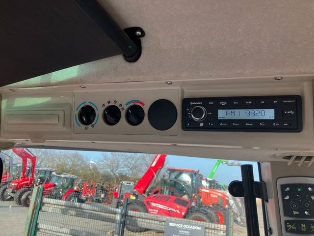 Tracteur chargeur MASSEY FERGUSON 5s115 - photo slide 13