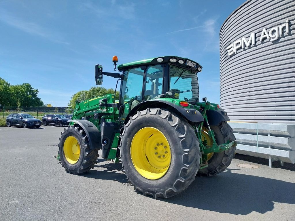 Tracteur chargeur JOHN DEERE 6135R - photo slide 11