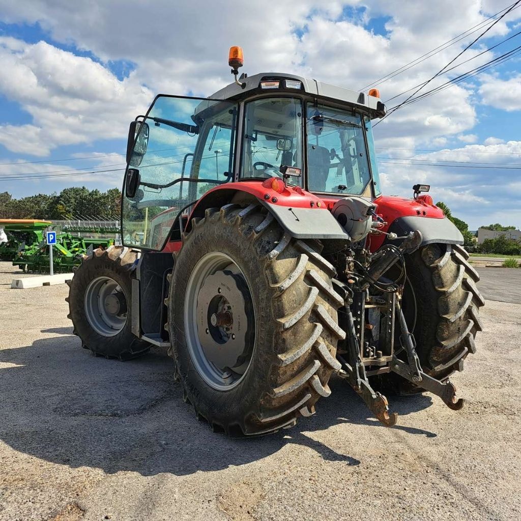 Tracteur MASSEY FERGUSON 7S.210 DVT EX - photo slide 12