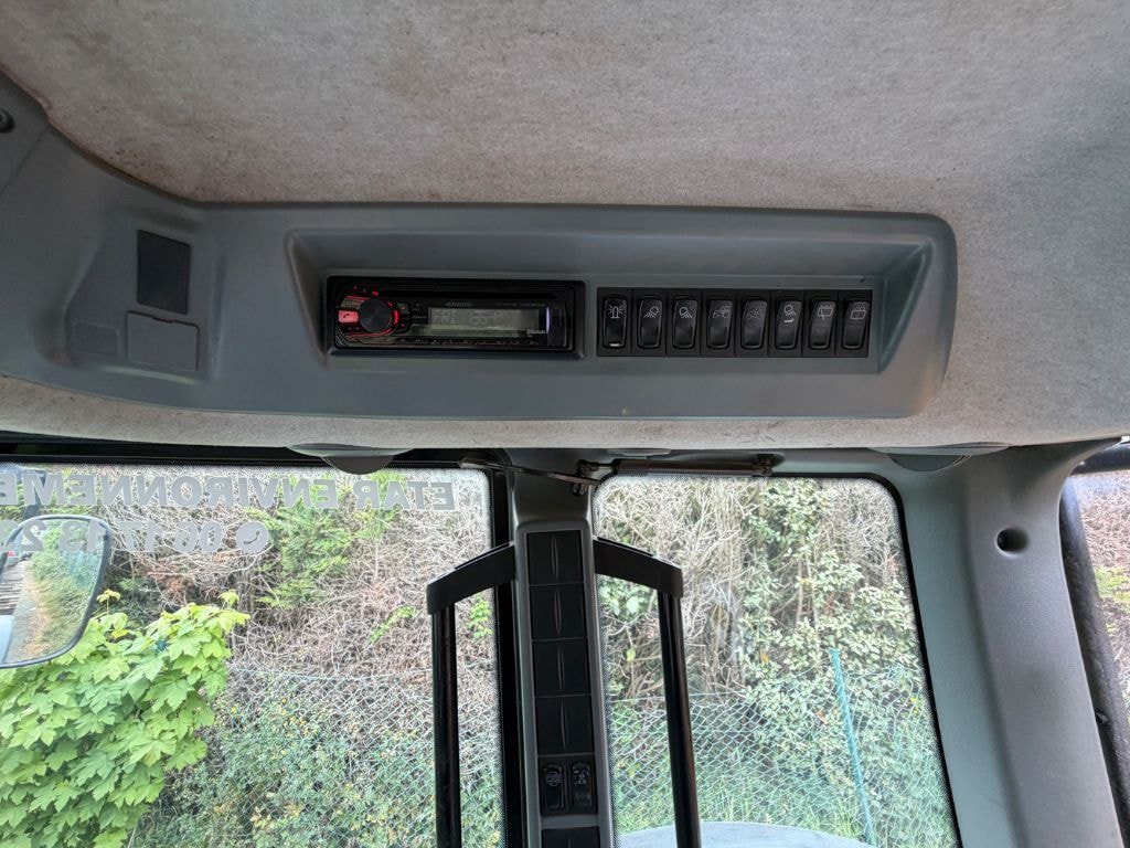 Tracteur VALTRA N163eV - photo slide 15