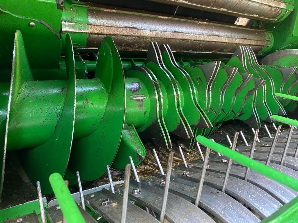 Presse enrubanneuse JOHN DEERE C451R - photo slide 6