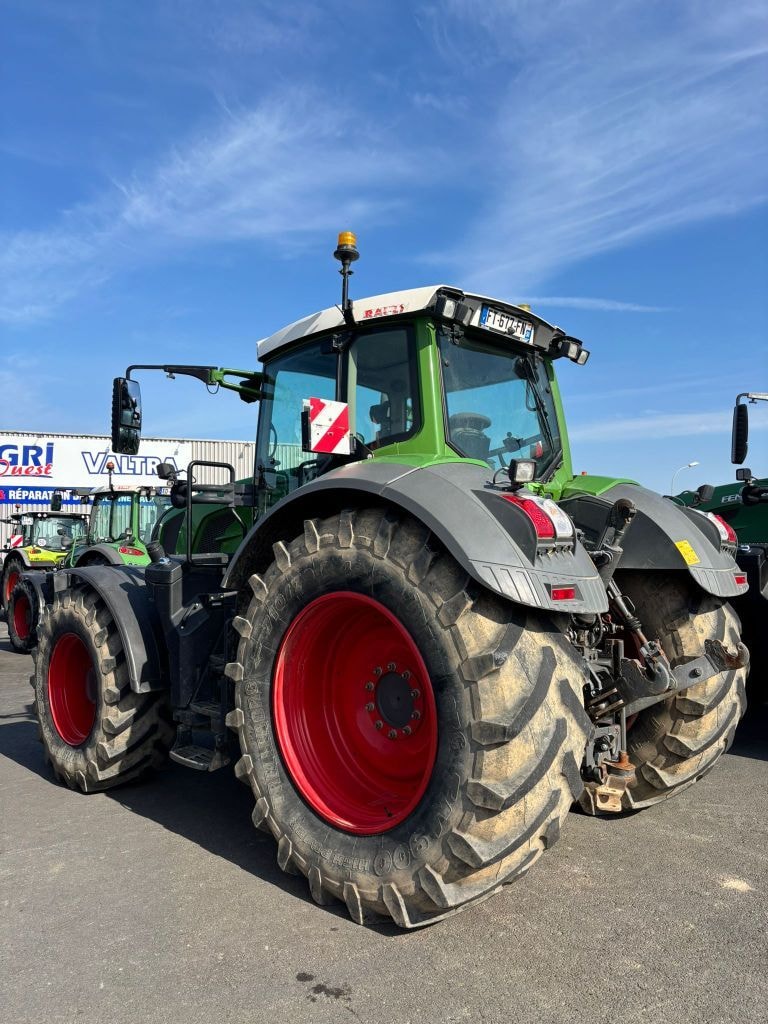 Tracteur FENDT 824 VARIO PROFI + - photo slide 5