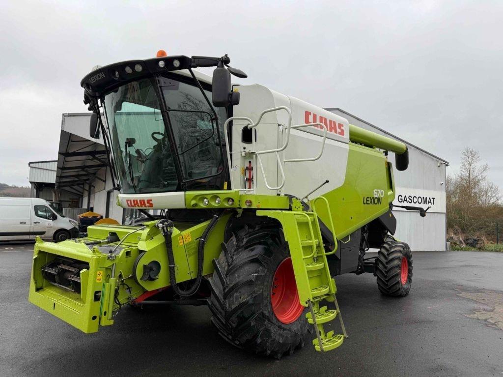 Moissonneuse CLAAS LEXION 670 MONTANA - - photo slide 8
