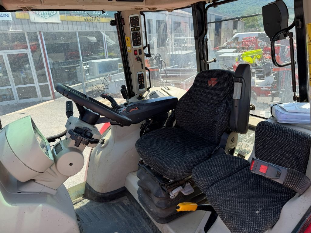 Tracteur chargeur MASSEY FERGUSON 6714S DYNA-6 MR EFFICIENT - photo slide 11