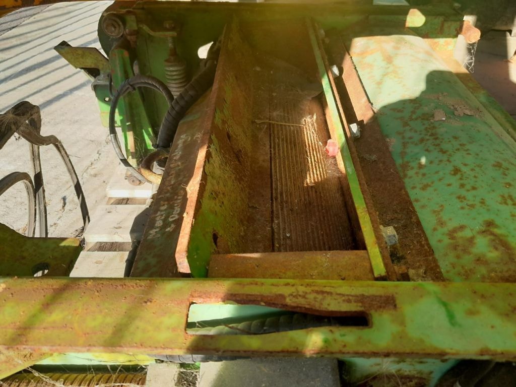 Ensileuse JOHN DEERE 7450 - photo slide 17