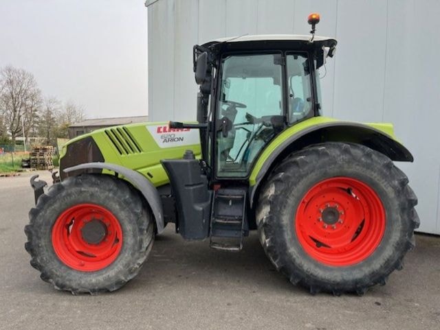 Tracteur CLAAS Arion 620 cis - photo slide 2