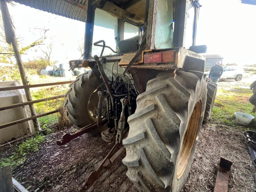 Tracteur RENAULT 90-32 TX -34 TX - photo slide 3