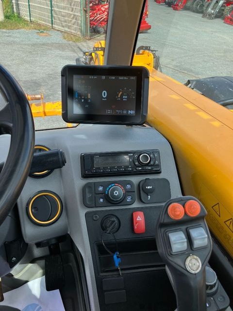 Telescopique JCB Agri 532.60 - photo slide 15