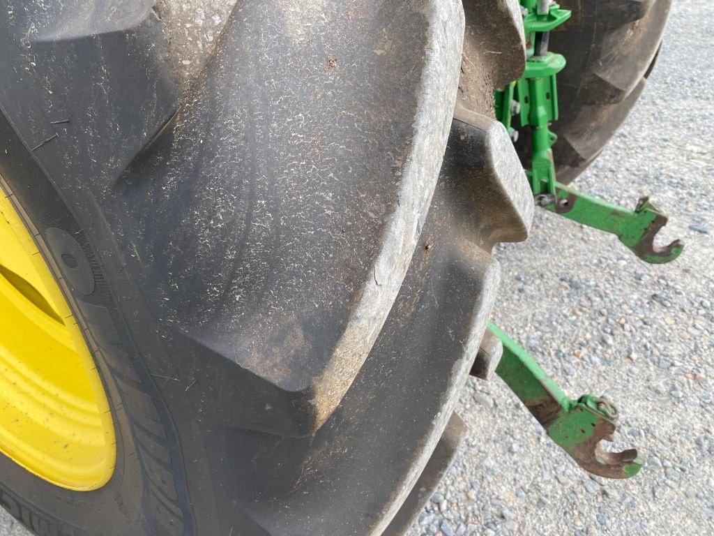 Tracteur JOHN DEERE 6155R - photo slide 17