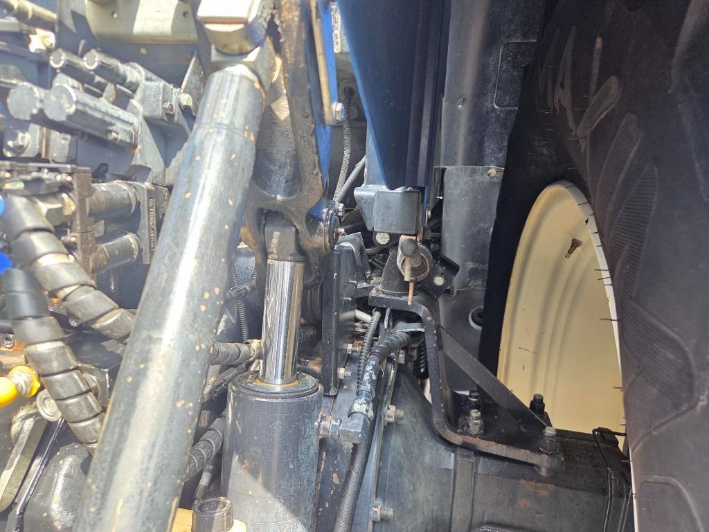 Tracteur NEW HOLLAND T7.195S - photo slide 13
