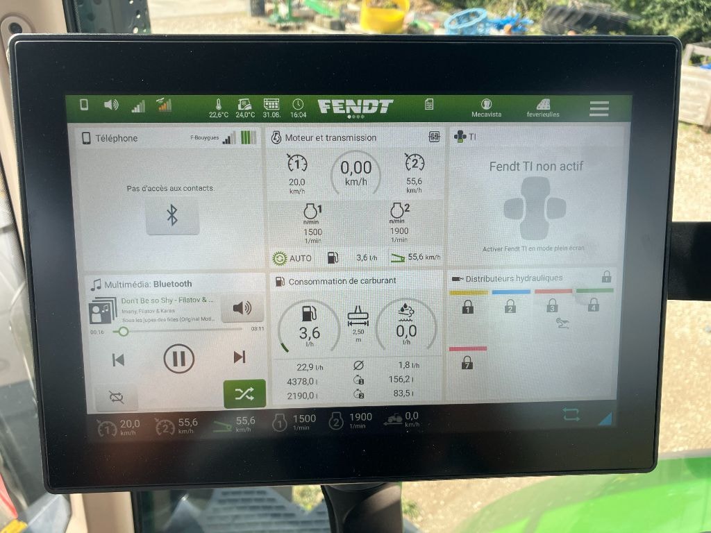 Tracteur FENDT 724 VARIO PROFI + - photo slide 15