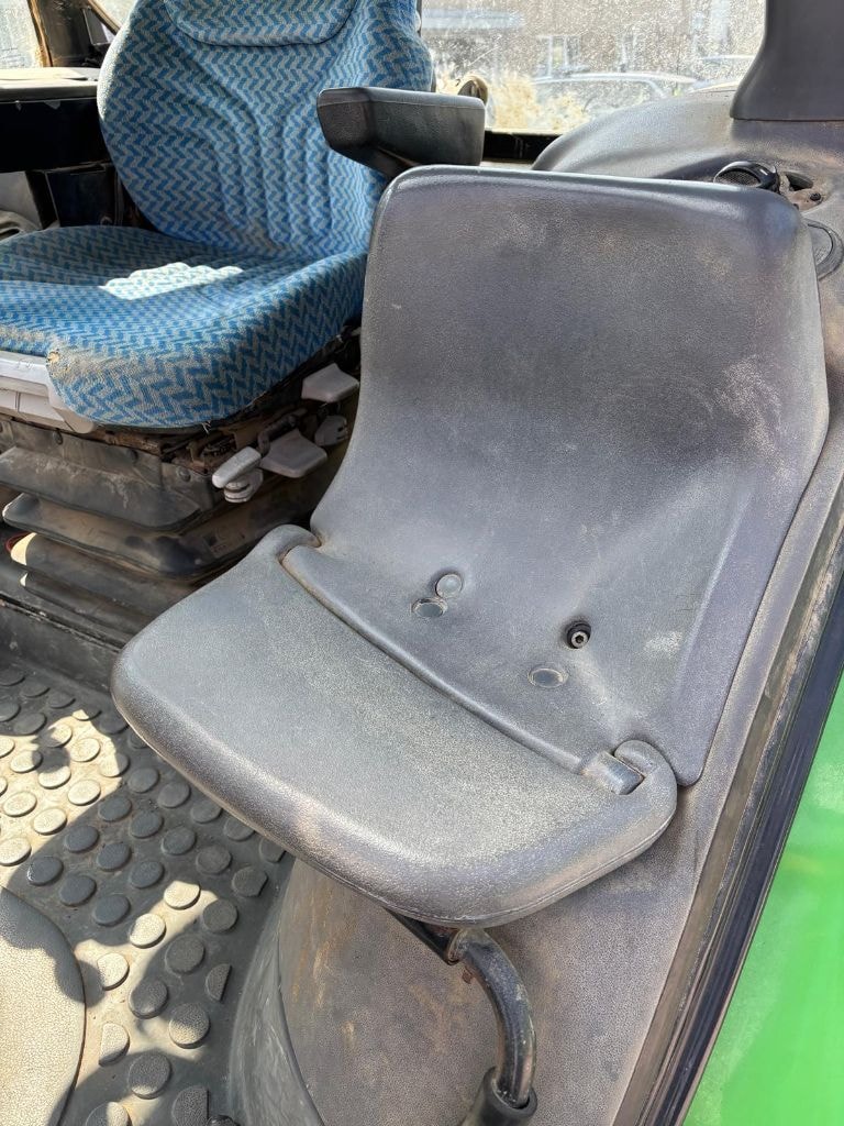 Tracteur DEUTZ FAHR AGROTRON 165.7 - photo slide 20
