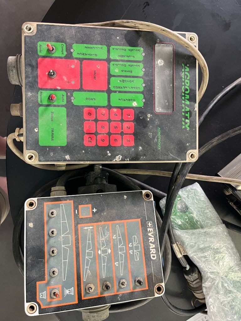 Pulverisateur EVRARD T2500 - photo slide 8