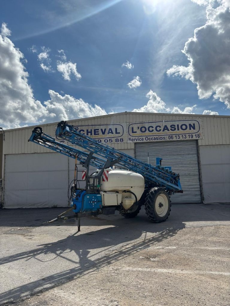 Pulverisateur EVRARD Meteor 3400 - photo slide 1