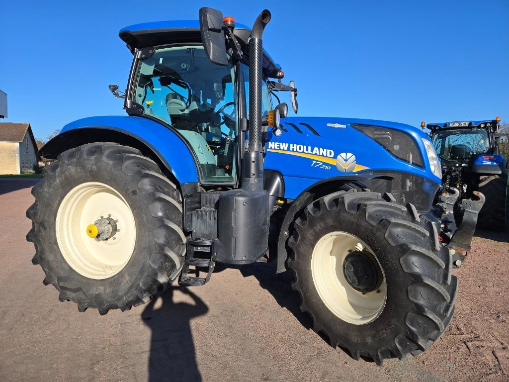 Tracteur NEW HOLLAND T7.210 AC - photo slide 19