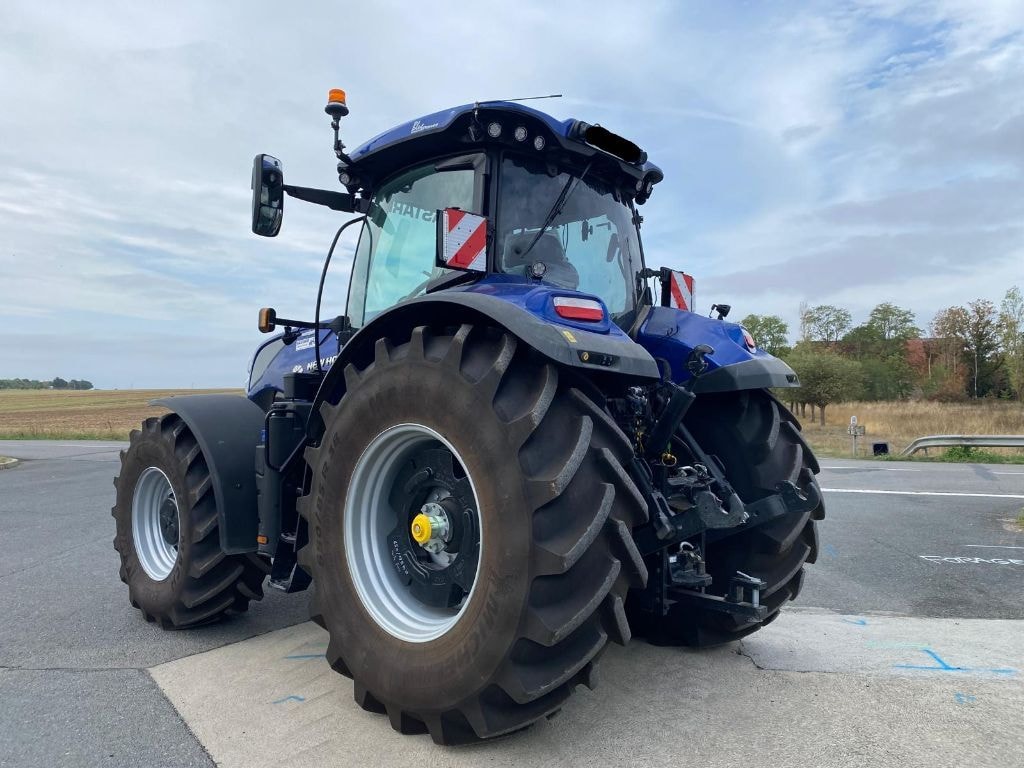 Tracteur NEW HOLLAND T7.245 BLUEPOWER - photo slide 7