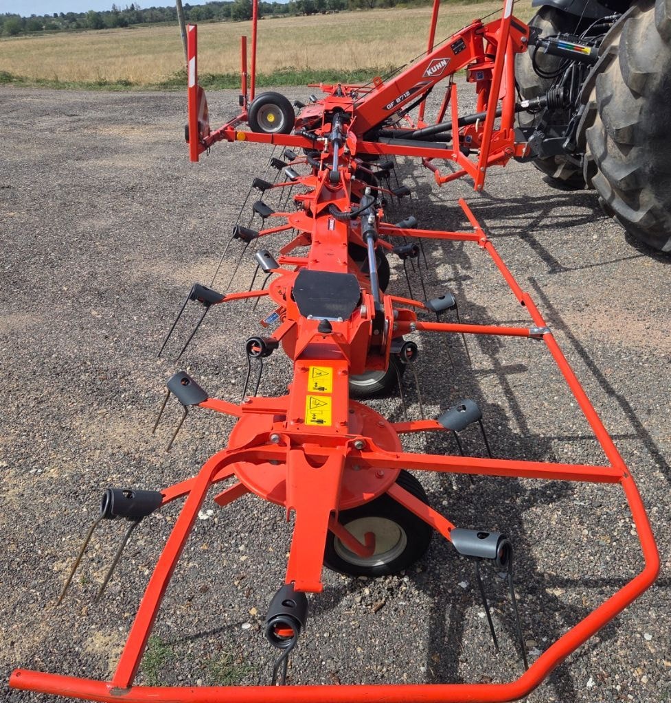 Faneuse KUHN GF8712 - photo slide 9