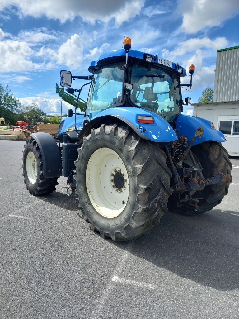 Tracteur NEW HOLLAND T7060 - photo slide 4