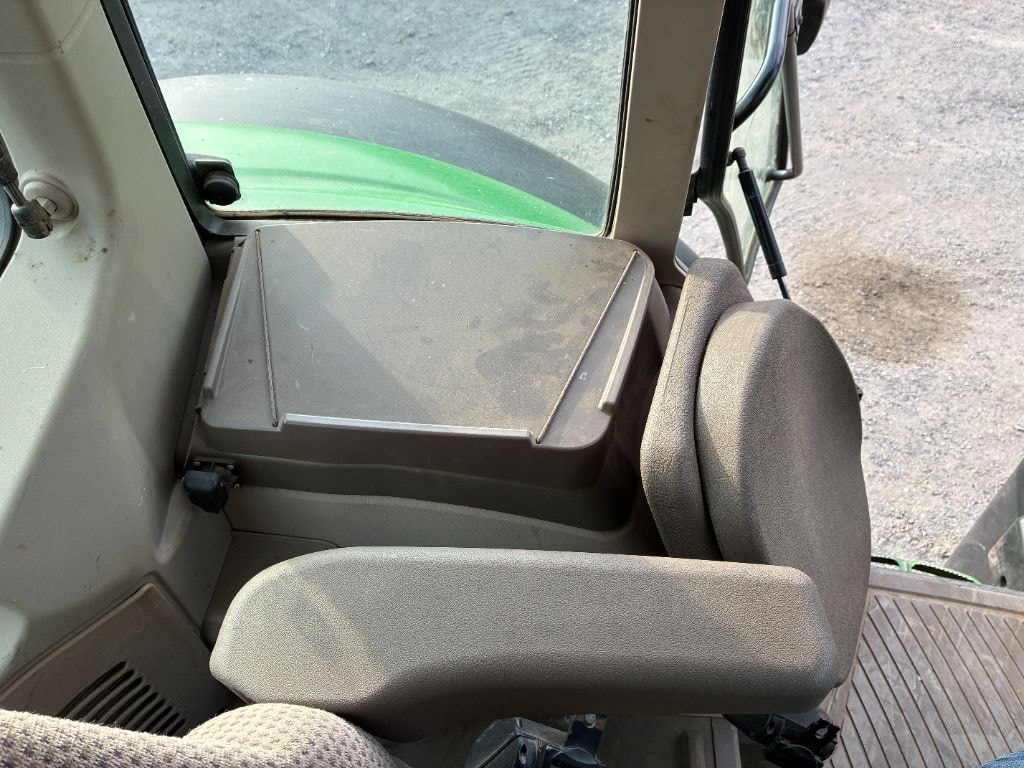 Tracteur chargeur JOHN DEERE 6100 M AUTOQUAD - photo slide 12