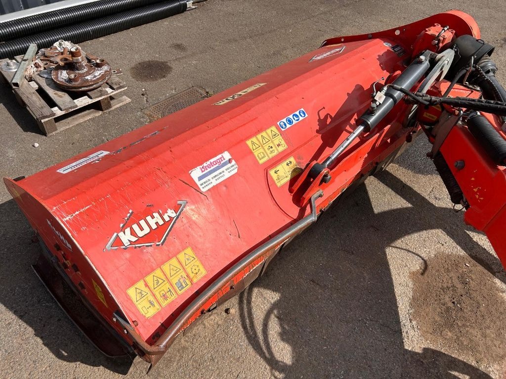 Broyeur d'accotement KUHN TBE 222 - photo slide 2